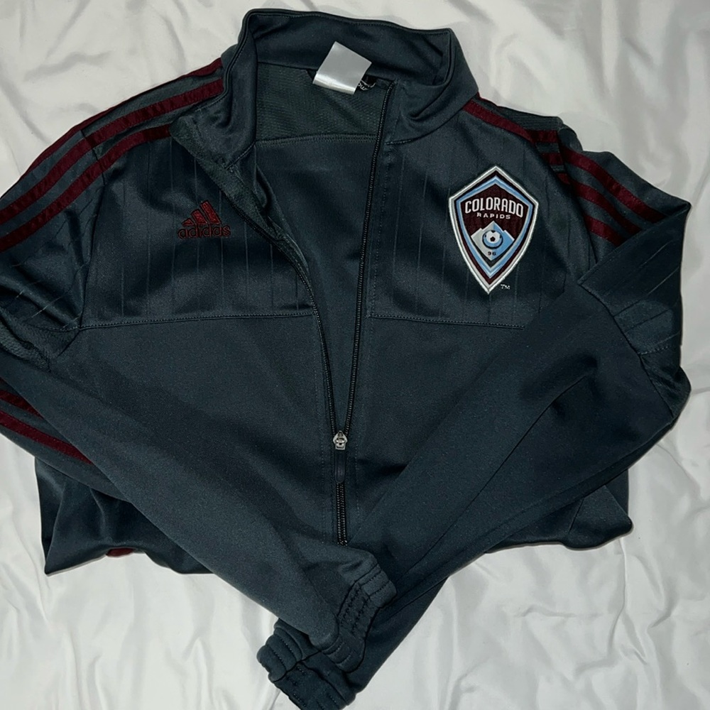 Adidas - Picture 2 of 4